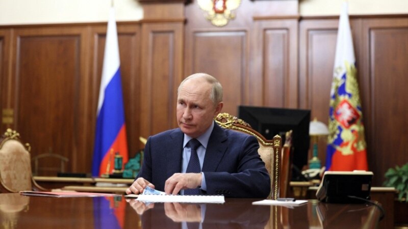 Putin u novogodišnjem obraćanju nije ni pomenuo Ukrajinu