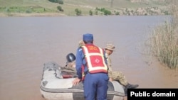 Нарын дарыясындагы издөө-куткаруу учуру. (архив)