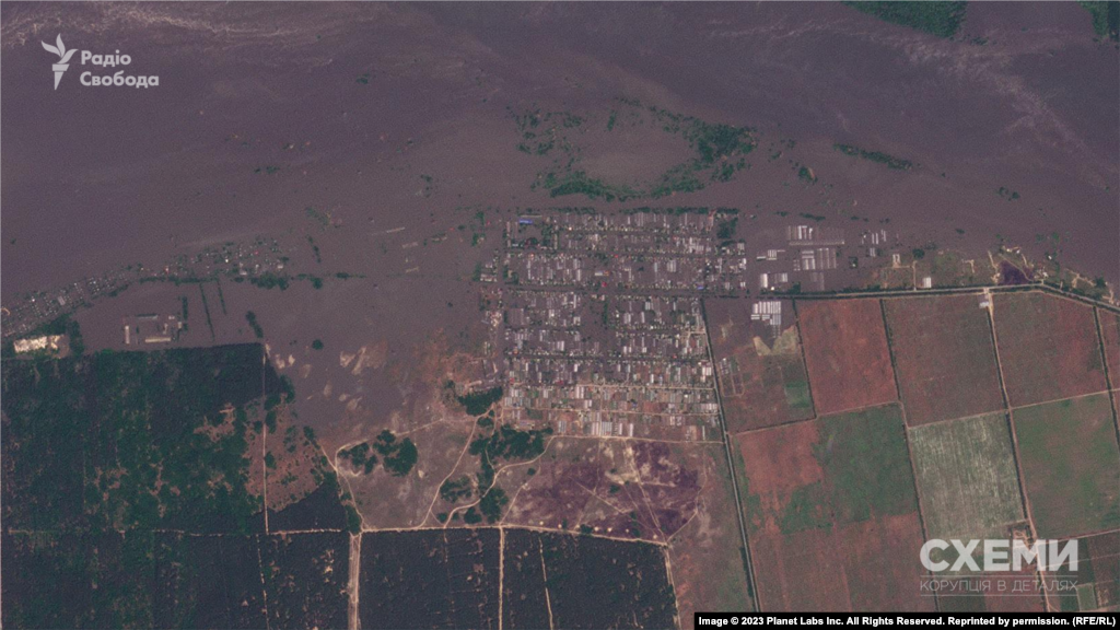 Село Корсунка&nbsp;розташоване на південний-захід від Нової Каховки. Його території майже повністю затоплені. 6 червня / 5 червня