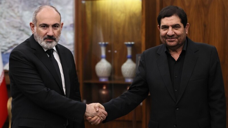 Հայաստանի վարչապետը հանդիպել է Իրանի նախագահի  պաշտոնակատարի հետ