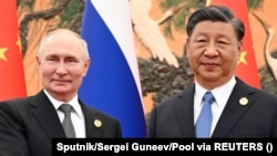 Президент Росії Володимир Путін і голова Китаю Сі Цзіньпін беруть участь у зустрічі на полях Форуму «Один пояс, один шлях» у Пекіні, Китай, 18 жовтня 2023 року