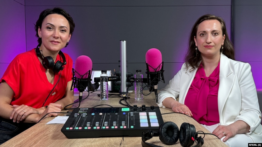 „Atunci când simțim că pierdem scânteia în relație, e important să fim atenți la cum îl privim pe partener”, spune Elena Iorga, expertă în clinicile „Oana Nicolau” din rețeaua Regina Maria.