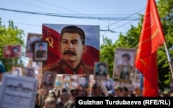 Бишкекте 9-май - Жеңиш күнүндө өткөн "Өлбөс полк" жүрүшү. 2019-жыл.