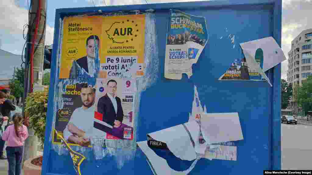 În Cartierul Timpuri Noi din București, afișele electorale au fost rupte.&nbsp;