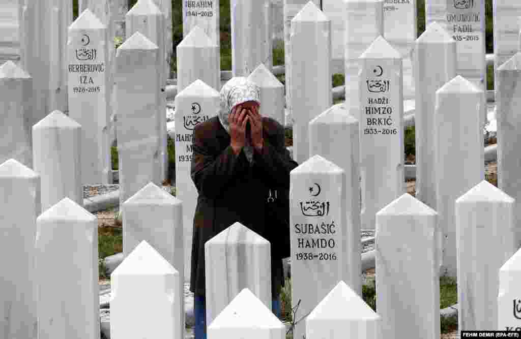 Poseta groblju tokom Bajrama, Sarajevo, 29. jun 2023.