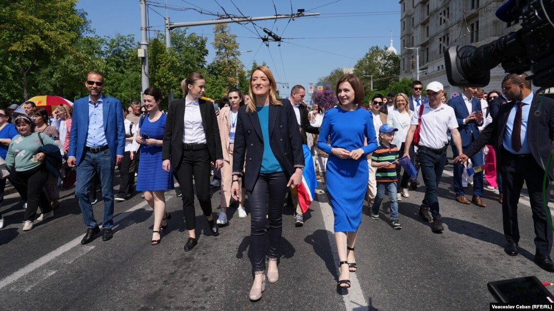 Președinta Maia Sandu și pe președinta Parlamentului European, Roberta Metsola