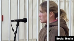 Блогерка Алена Агафонова во время суда в Волгограде по делу о реабилитации нацизма