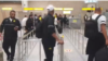 اعضای باشگاه الاتحاد عربستان به هنگام ترک ایران در فرودگاه اصفهان