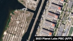 Snimak SkiSat-a koju je napravila Planet Labs PBC objavljena 6. juna 2023. prikazuje reaktore u nuklearnoj elektrani Zaporožja u Enerhodaru, najvećem atomskom postrojenju u Evropi.
