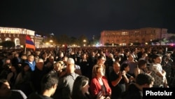 Мітинг, який шостий день поспіль проходить на площі Республіки в Єревані, 24 вересня 2023 року