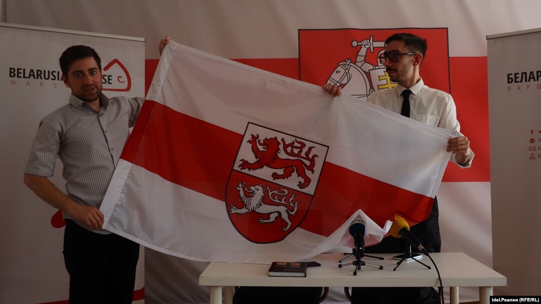 Vladislav Zhivitsa announces the creation of the movement for the independence of the Smolensk region at a press conference in Warsaw on August 13.