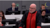 Avokati i Hashim Thaçit, Gregory Kehoe, gjatë ditës së dytë të gjykimit ndaj ish-krerëve të UÇK-së. Hagë, 4 prill 2023.