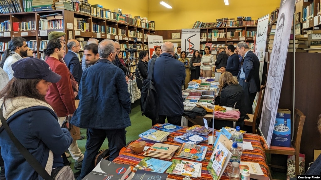 هفتمین «نمایشگاه کتاب تهران، بدون سانسور»، لندن