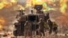 Самоходная гаубица израильской армии ведет огонь возле границы с сектором Газа на юге Израиля, 11 октября 2023 года