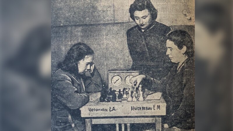 Prima competiție „republicană” la șah și dame între colhoznice