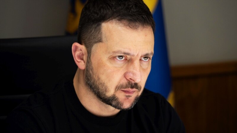 «Говорили только о фронте» – Зеленский сообщил о созыве «военного кабинета»