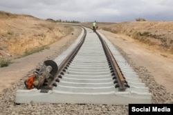 Строительство железной дороги "Астара - Решт" в Иране