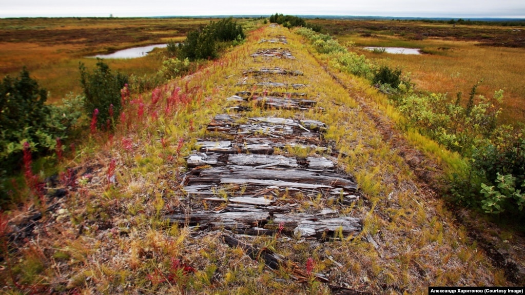 The remains of a narrow-gauge railway connecting Norilsk with Dudinka that was built by prisoners (many of whom died during the construction) and which operated from 1936 to the mid-1950s.