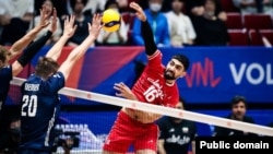 شکست تیم ملی والیبال ایران در برابر حریفان لهستانی