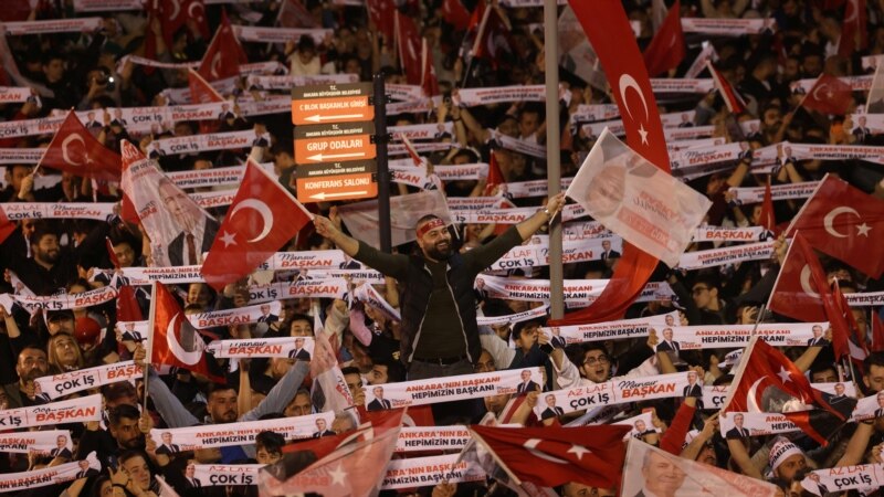 Opozita në Turqi me fitore të mëdha në zgjedhjet lokale
