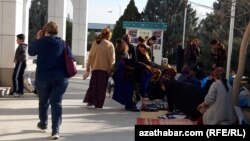Aşgabadyň "Altyn asyr" bazary 