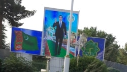 Diňle: Prezidentiň portretiniň öňünde tans eden bir işgär tussag edildi, başga-da 15 sanysy işden kowuldy