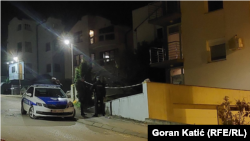 Policija obezbjeđuje lokaciju ispred banjalučkog sjedišta organizacije "Transparency International BiH", gdje se napad desio, Banja Luka, 18. mart 2023.