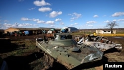 Ruski tenk u polju na jugoistoku Ukrajine, 20. februar 2023. 