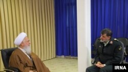 دیدار احمدرضا رادان فرمانده انتظامی با عبدالله جوادی آملی