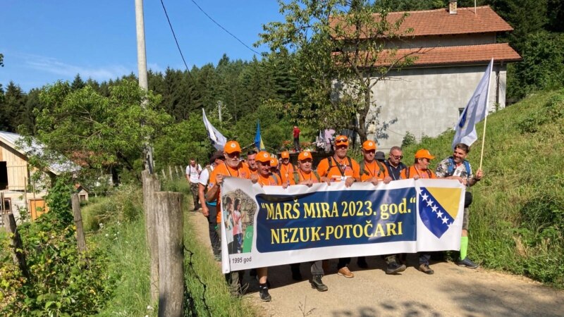 Krenuo Marš mira iz Nezuka prema Potočarima, u znak sjećanja na ubijene u srebreničkom genocidu