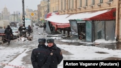 Атентатът беше извършен в заведение в центъра на Санкт Петербург, собственост на Евгений Пригожин, който го е предоставил на националистичната група Cyber Z Front за събития