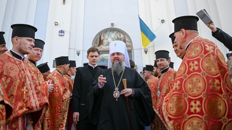 Orthodox Church Of Ukraine Approves Calendar Switch In Widening Diversion From Russia