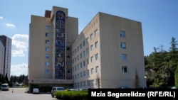 გამოცდების ეროვნული ცენტრის შენობა მინდელის ქუჩაზე