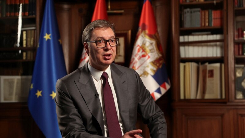 Вучиќ: Радоичиќ ќе мора да одговори на повикот на надлежните државни органи
