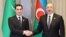 Türkmenistanyň prezidenti Serdar Berdimuhamedow we Azerbaýjanyň prezidenti Ilham Aliýew. Baku, 2023-nji ýyl (Arhiw suraty)