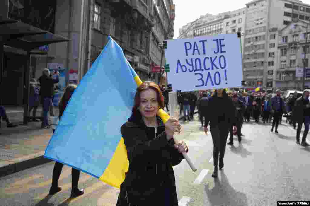 &quot;Rat je ljudsko zlo&quot; - učesnica &quot;Marša mira i solidarnosti&quot;&nbsp;