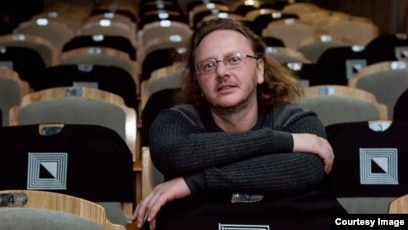 Артур Соломонов: "Наша Жизнь Говорит На Языке Трагифарса"