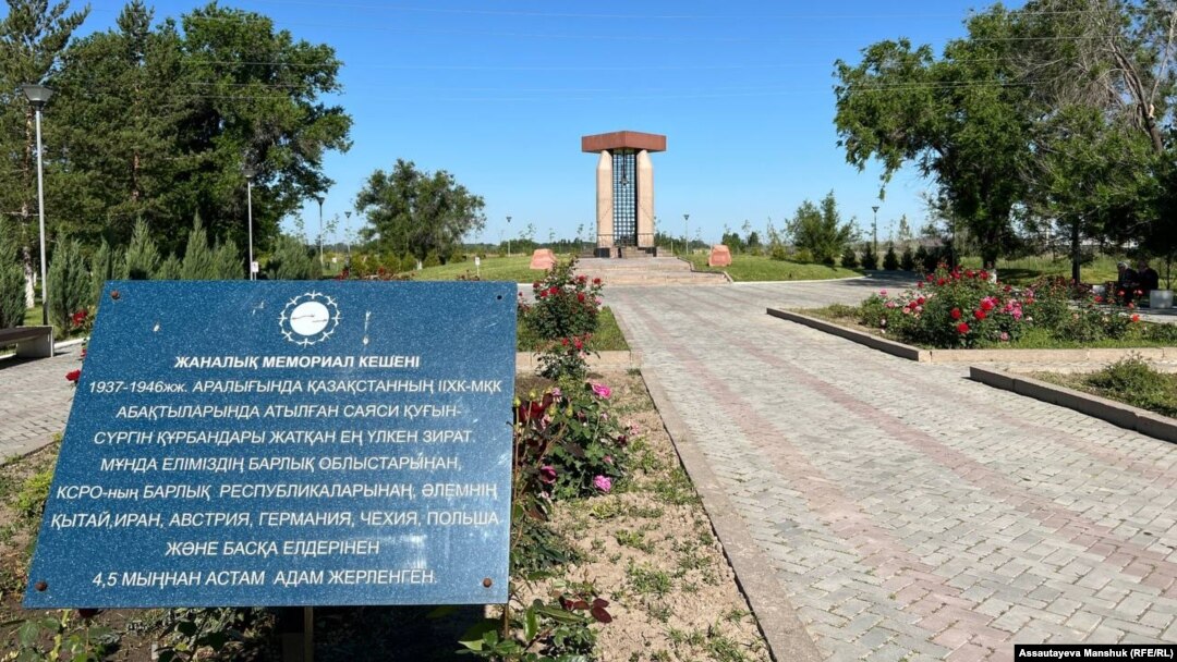 Қате тесікте үй порно видео