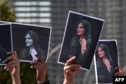 Манифестация протеста иракских и иранских курдов против властей Ирана в память убитой в Тегеране Махсы Амини. Эрбиль, Ираский Курдистан, 24 сентября 2022 года