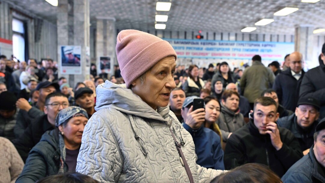 Солекамскідегі порно Порно бейнелер еш қиындықсыз