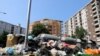 Политичките препукувања ги наполнија скопските улици со ѓубре