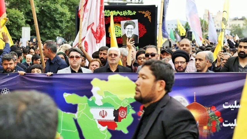 ادعای شرکت «صدهزار» تن از اتباع افغانستان در مراسم تدفین ابراهیم رئیسی در مشهد