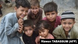 تصویر آرشیف: تعدادی از کودکان افغان