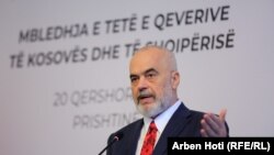ادی راما، نخست وزیر آلبانی، می‌گوید کشورش قصد ندارد با حکومت ایران وارد «جنگ» شود