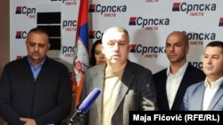 Zlatan Elek na pres-konferenciji u Severnoj Mitrovici, Kosovo, 3. februara 2024.