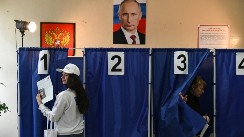 «Угрожали отрезать палец». Как в России задерживали и били избирателей