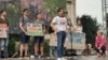 Student i aktivista Pavle Cicvarić u govoru na antivladinom protestu, 17. jun 2023. godine