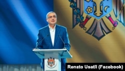 Renato Usatîi a promis că dacă va fi ales președinte, va dizolva actualul parlament chiar dacă partidul lui nu are niciun deputat.