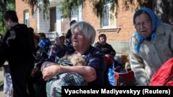 Към 12 май Украйна е евакуирала повече от 4000 души от североизточната Харковска област.