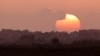 Zalazak sunca u Gazi u jeku tekućeg konflikta, 3. mart 2024. 